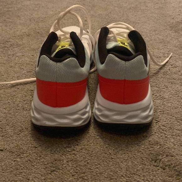 Women’s Nike sneakers - Picture 4 of 7